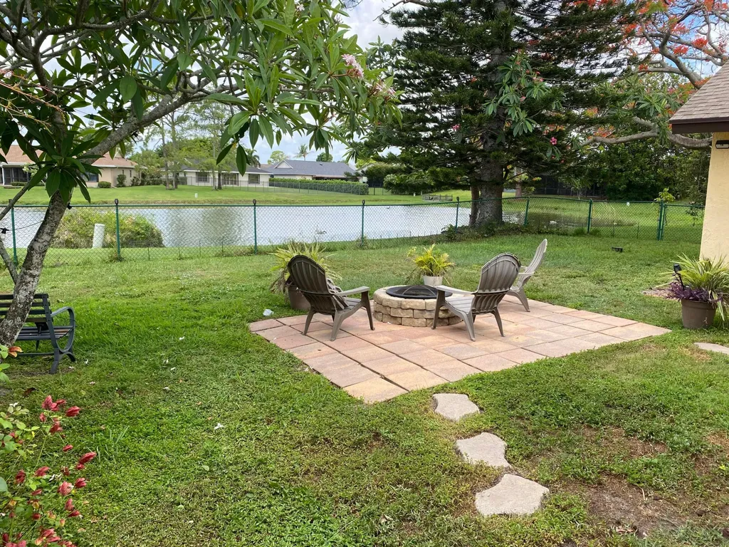 5217 Chelan Cove Lake Worth FL 33467