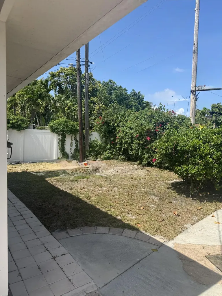 4440 NE 4th Avenue Deerfield Beach FL 33064
