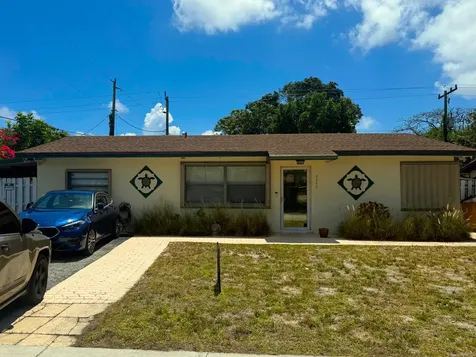 4440 NE 4th Avenue Deerfield Beach FL 33064