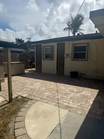 4440 NE 4th Avenue Deerfield Beach FL 33064