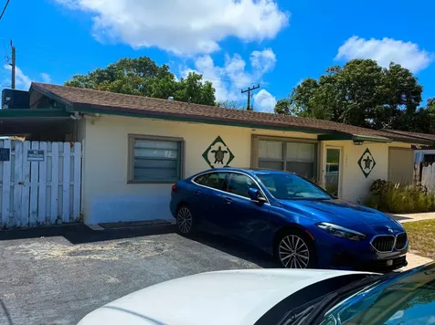 4440 NE 4th Avenue Deerfield Beach FL 33064