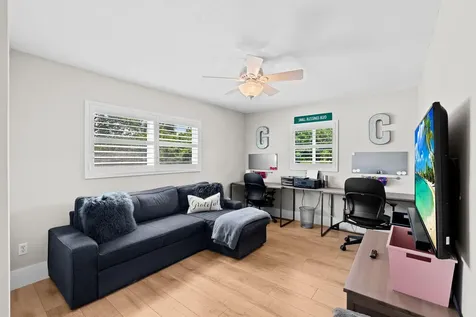 6207 NW 72nd Way Parkland FL 33067