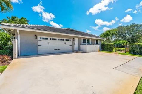 6207 NW 72nd Way Parkland FL 33067