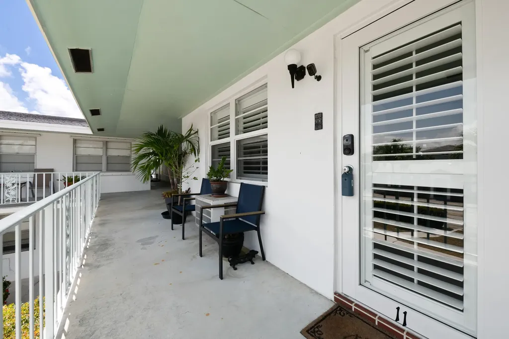 401 N J Street Lake Worth Beach FL 33460
