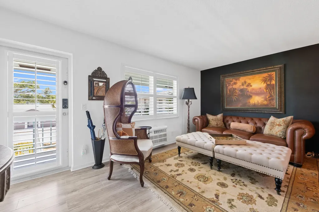 401 N J Lake Worth Beach FL 33460