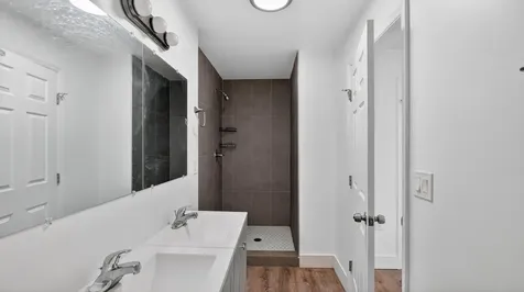 2902 NW 44th Street Miami FL 33142