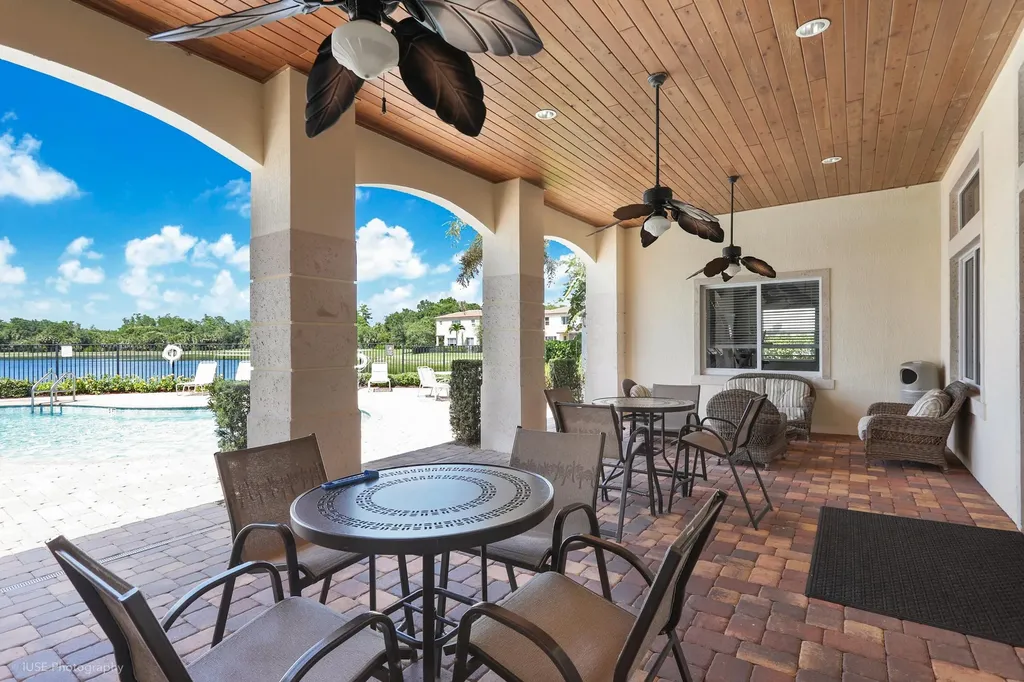 8332 Cocoplum Sound Lane West Palm Beach FL 33411