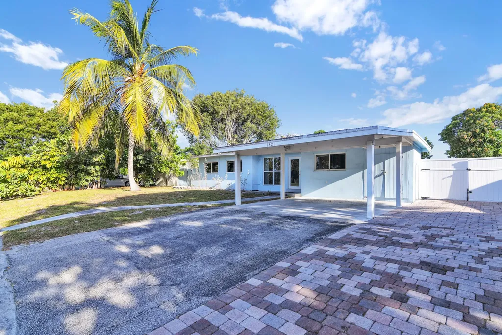 1821 Montague Street Lake Worth Beach FL 33461