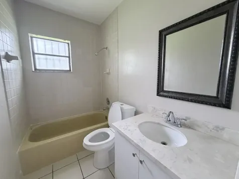 639 SW 3rd Terrace Homestead FL 33034