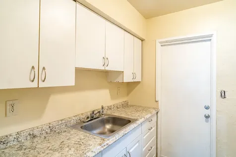 533 NE 2nd Avenue Fort Lauderdale FL 33304