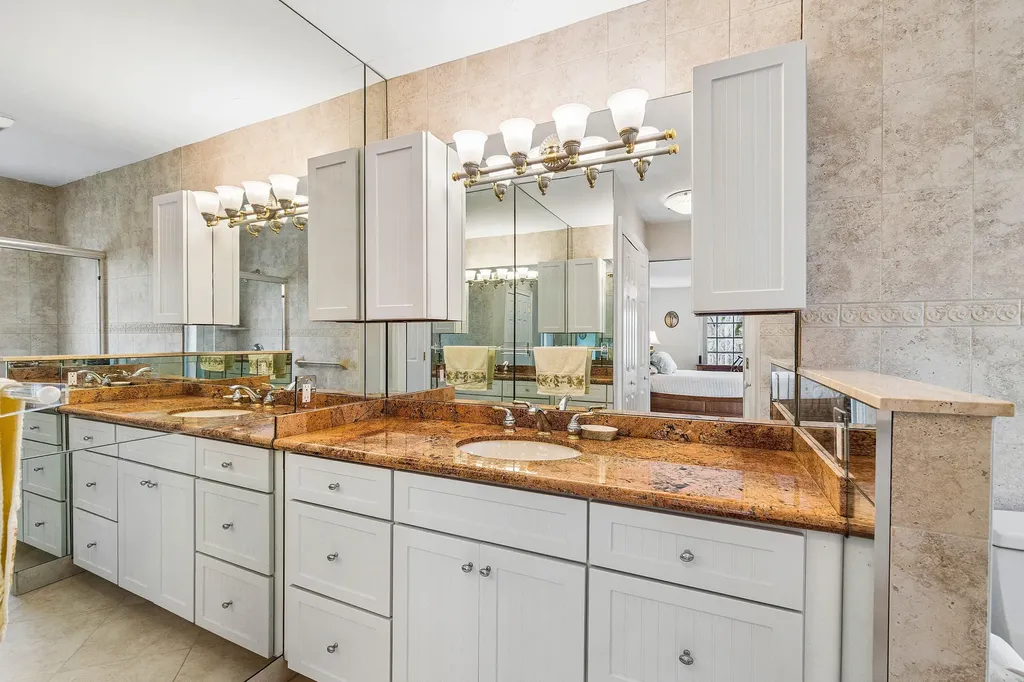 6417 Bay Club Drive Fort Lauderdale FL 33308