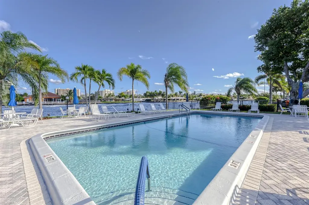 6417 Bay Club Drive Fort Lauderdale FL 33308