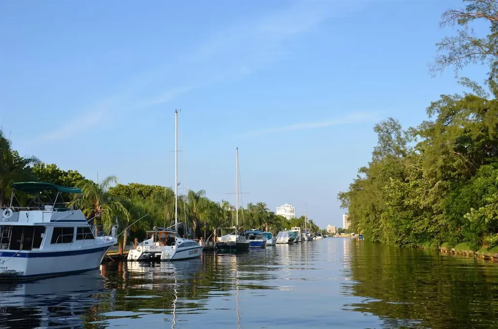 6417 Bay Club Drive Fort Lauderdale FL 33308