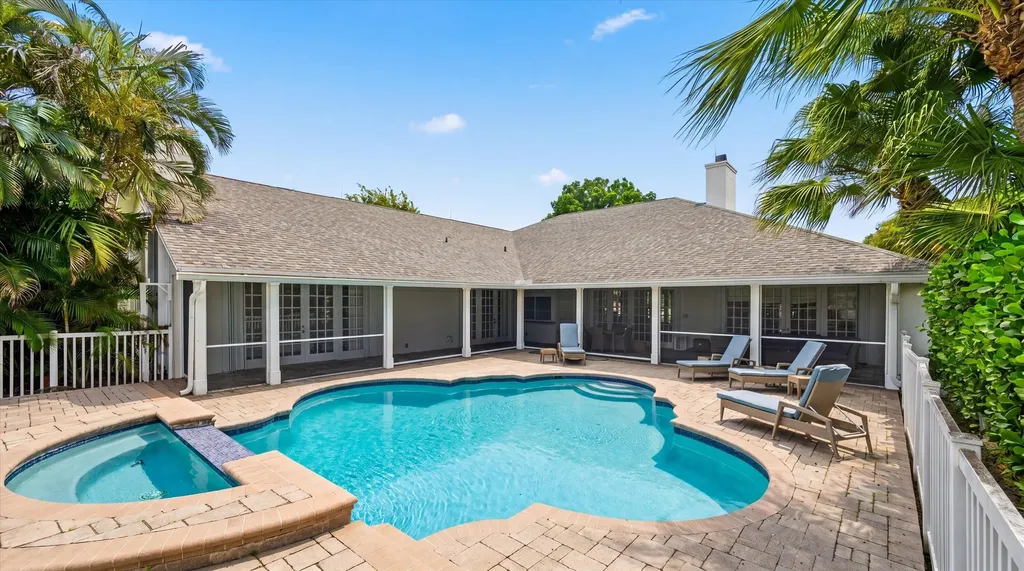 14466 Laurel Trail Wellington FL 33414
