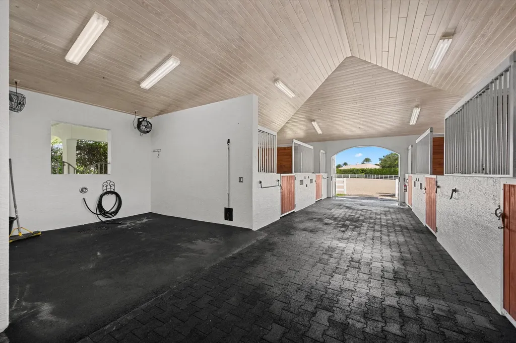 14466 Laurel Trail Wellington FL 33414