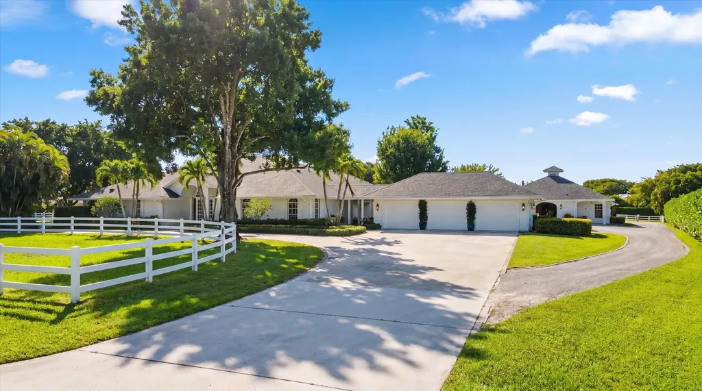 14466 Laurel Trail Wellington FL 33414