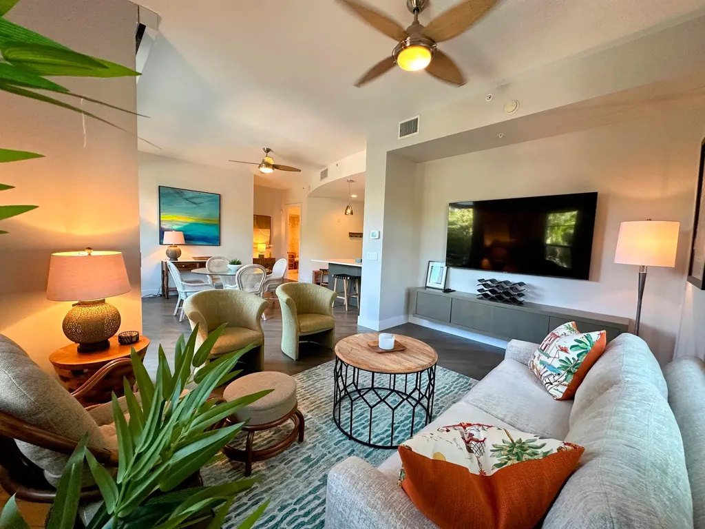 365 SE 6th Avenue Delray Beach FL 33483