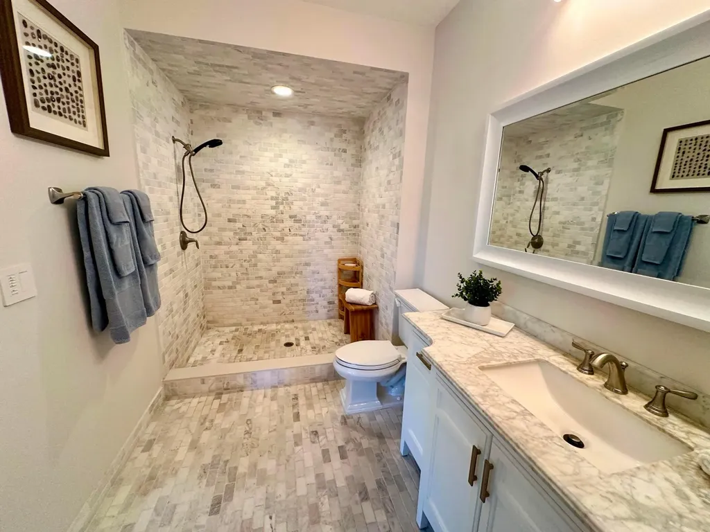 365 SE 6th Avenue Delray Beach FL 33483