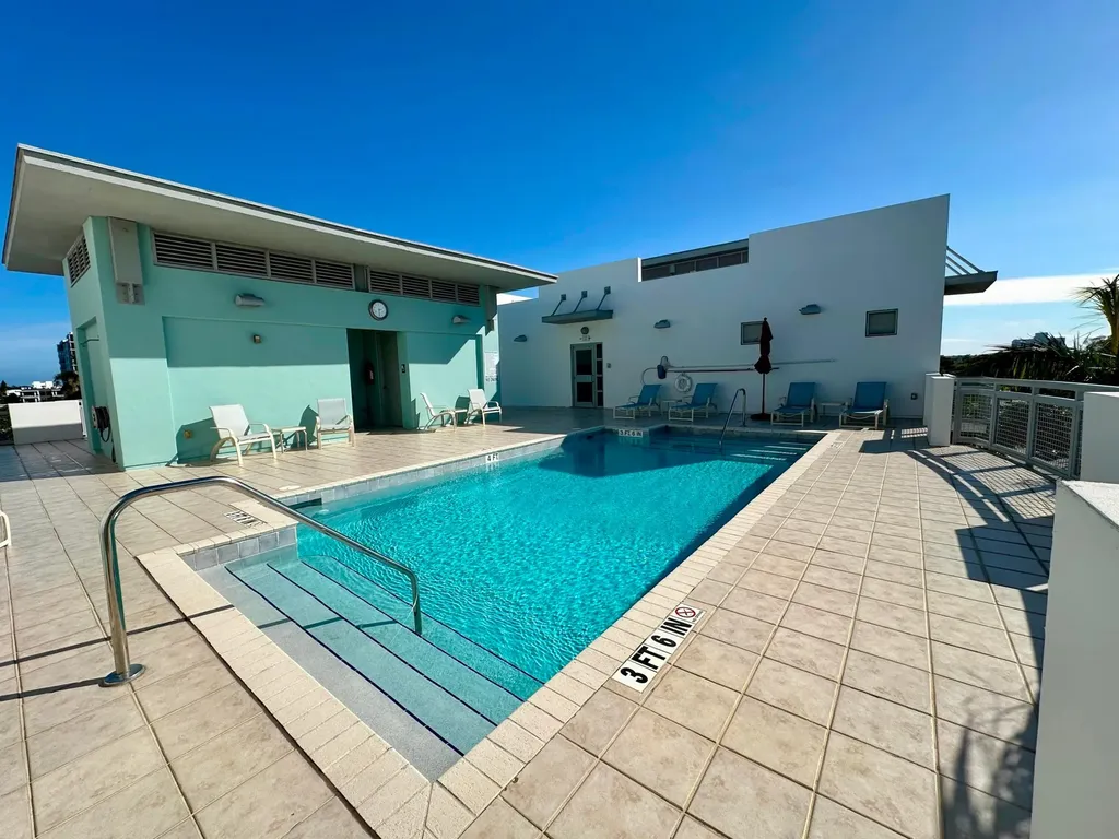 365 SE 6th Avenue Delray Beach FL 33483