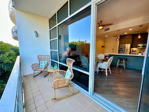 365 SE 6th Avenue Delray Beach FL 33483