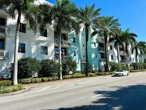 365 SE 6th Avenue Delray Beach FL 33483