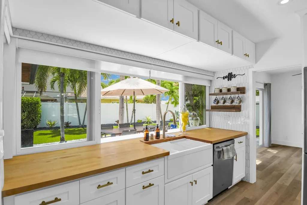 701 Appleby Street Boca Raton FL 33487