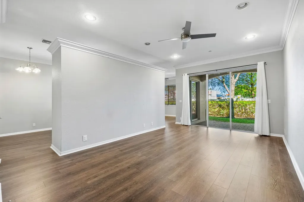81 Nottingham Place Boynton Beach FL 33426