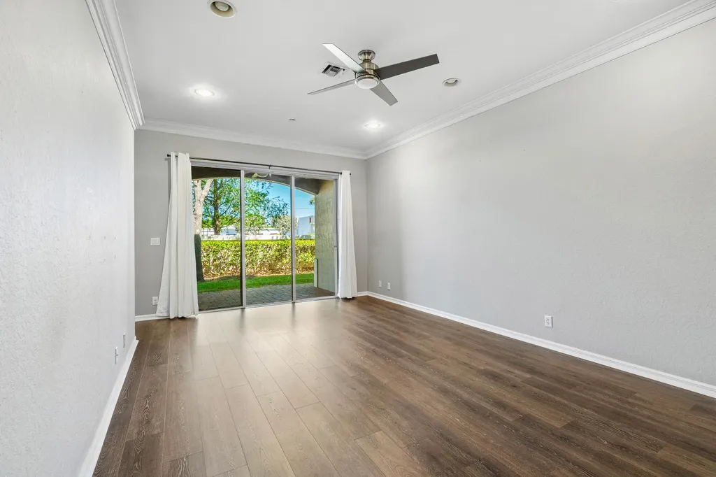 81 Nottingham Place Boynton Beach FL 33426