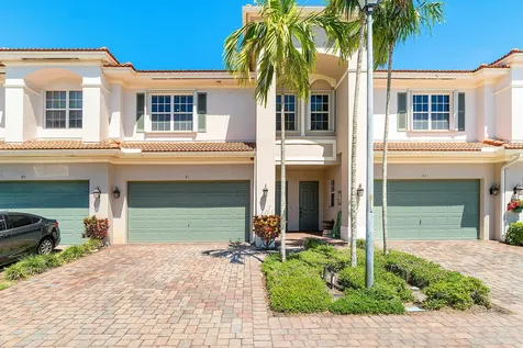 81 Nottingham Place Boynton Beach FL 33426