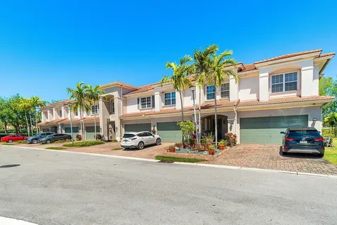 81 Nottingham Place Boynton Beach FL 33426