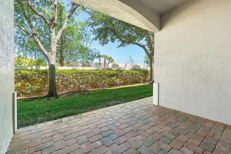 81 Nottingham Place Boynton Beach FL 33426