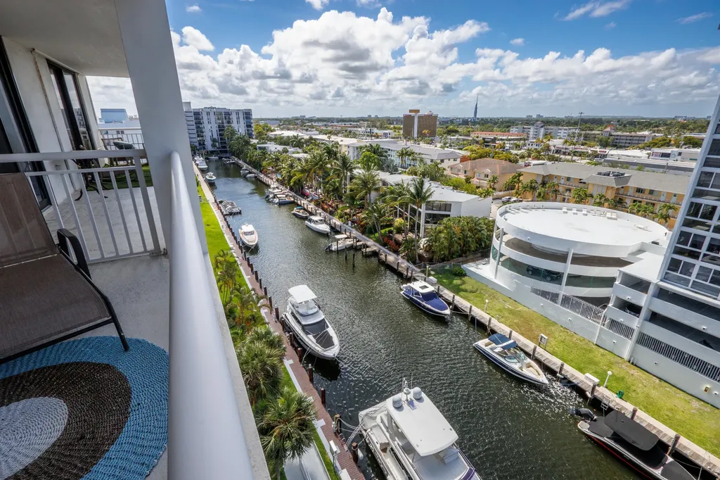 3100 NE 48th Street Fort Lauderdale FL 33308