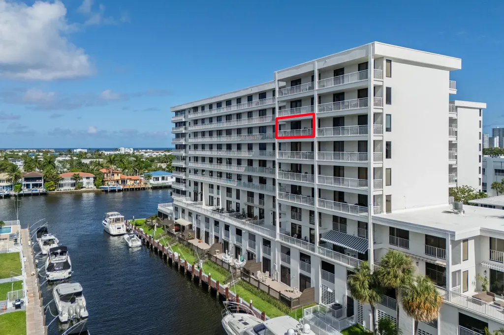 3100 NE 48th Street Fort Lauderdale FL 33308