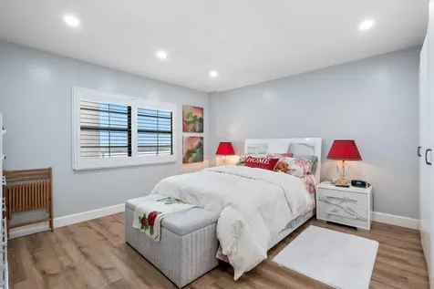 3100 NE 48th Street Fort Lauderdale FL 33308