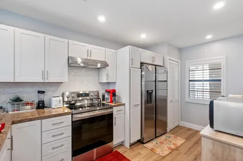 3100 NE 48th Street Fort Lauderdale FL 33308