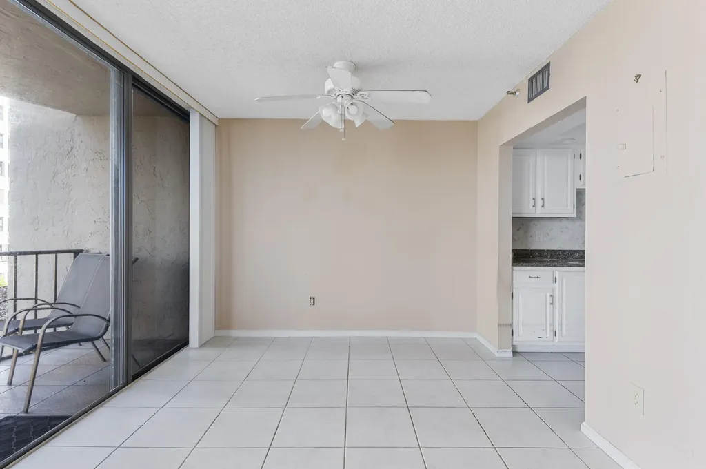 859 Jeffery Street Boca Raton FL 33487