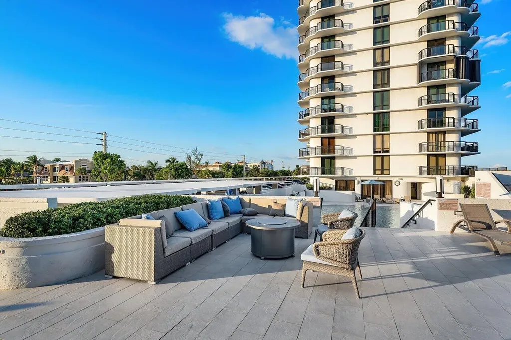 250 S Ocean Boulevard Boca Raton FL 33432