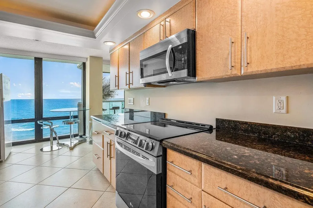 250 S Ocean Boulevard Boca Raton FL 33432