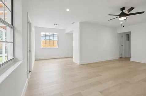 411B NE 57th Court Oakland Park FL 33334