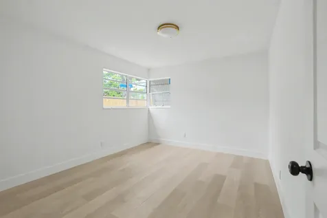 411B NE 57th Court Oakland Park FL 33334