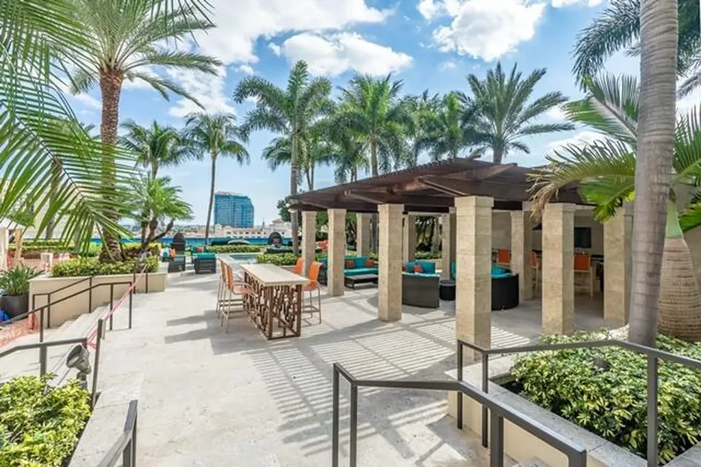 550 Okeechobee Boulevard West Palm Beach FL 33401