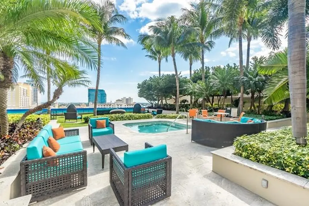 550 Okeechobee Boulevard West Palm Beach FL 33401