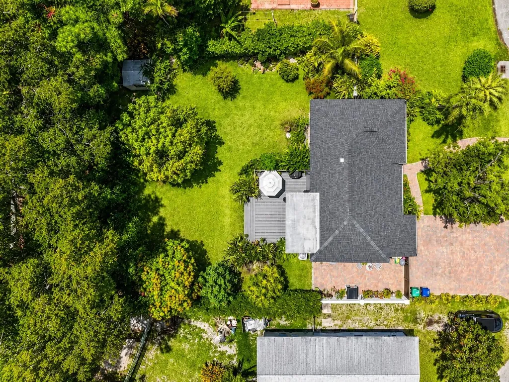 13231 NW 1st Avenue Miami FL 33168