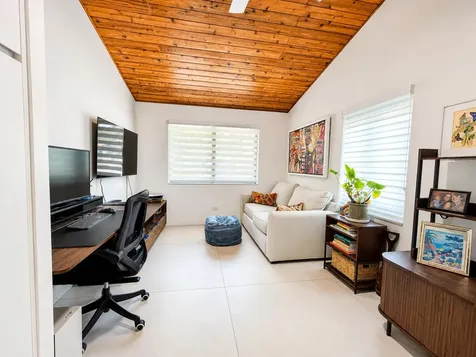13231 NW 1st Avenue Miami FL 33168