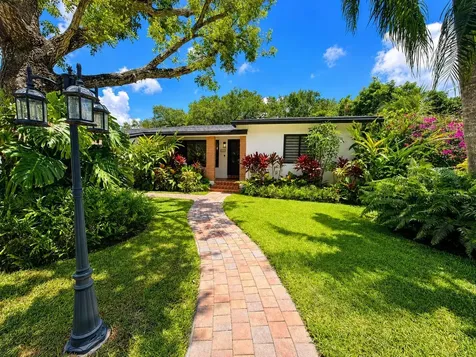 13231 NW 1st Avenue Miami FL 33168