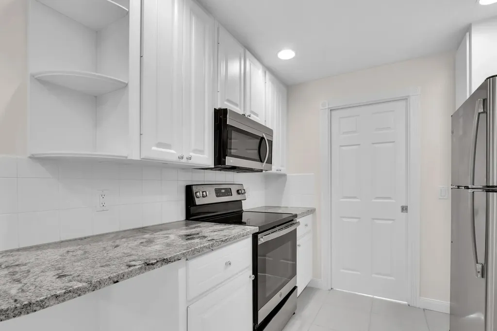 3183 E Community Drive Jupiter FL 33458