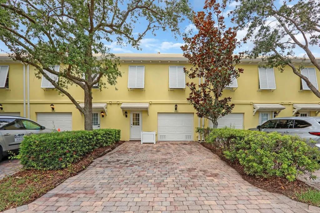 3183 E Community Drive Jupiter FL 33458