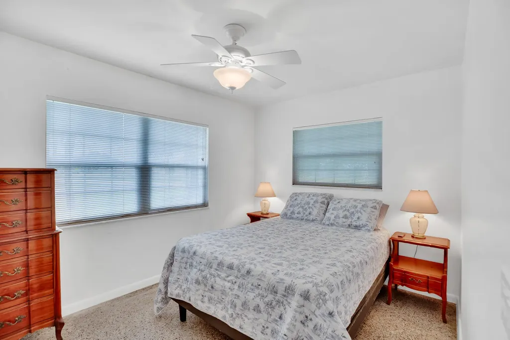1425 20th Avenue Vero Beach FL 32960