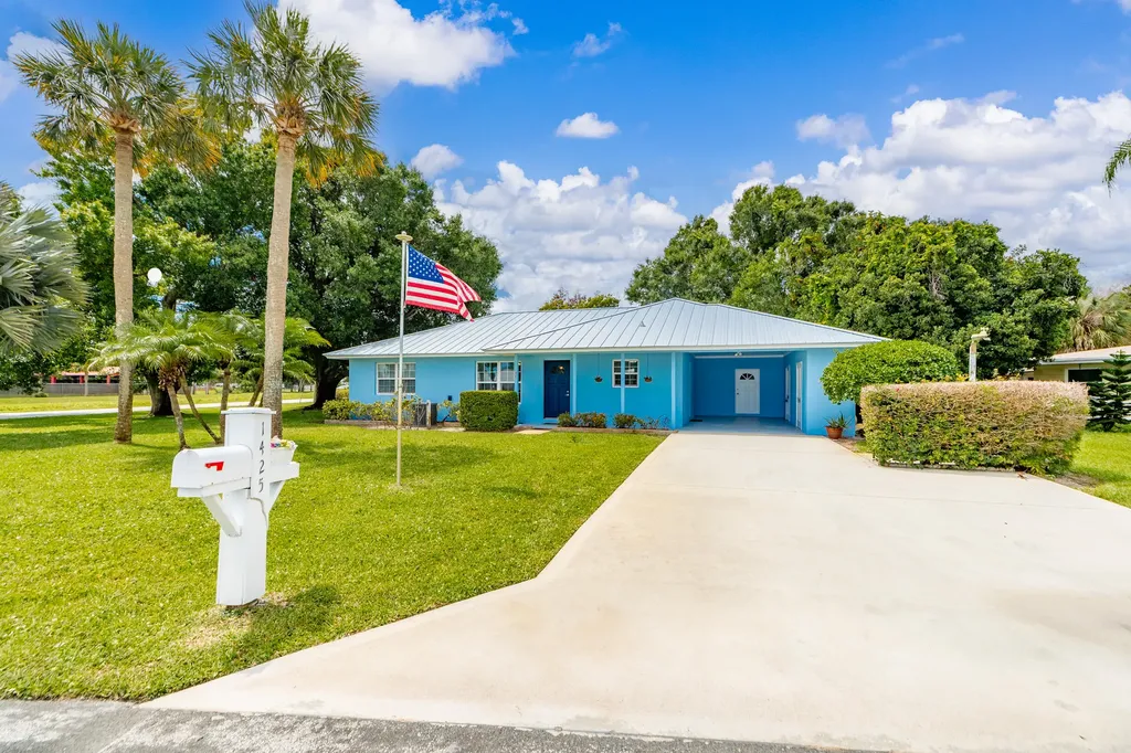 1425 20th Avenue Vero Beach FL 32960