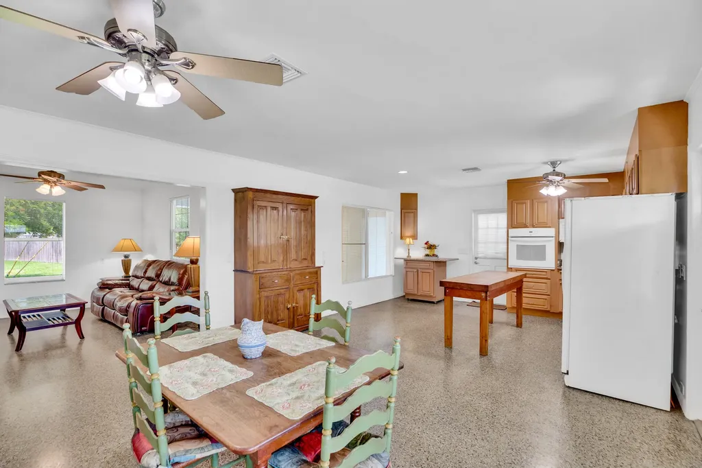 1425 20th Avenue Vero Beach FL 32960